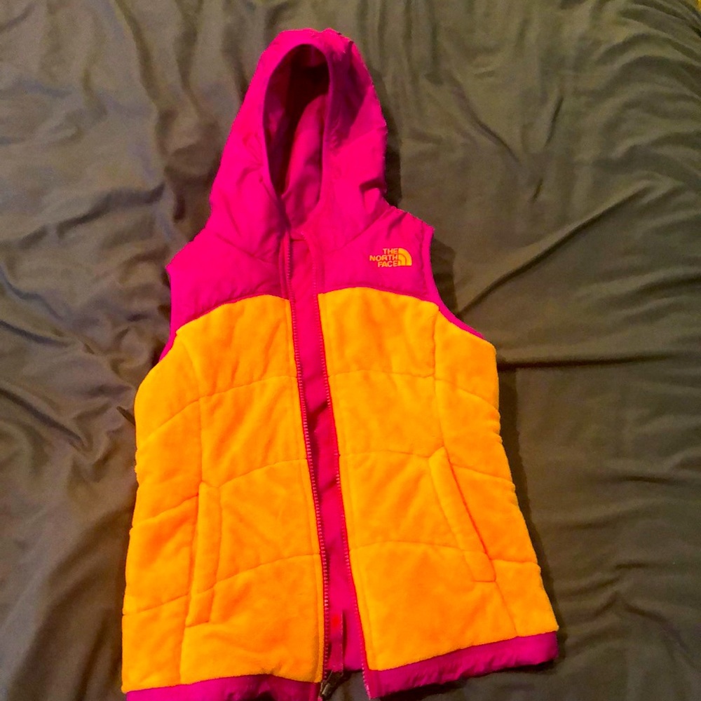 Reversible north face girls hooded vest sz m